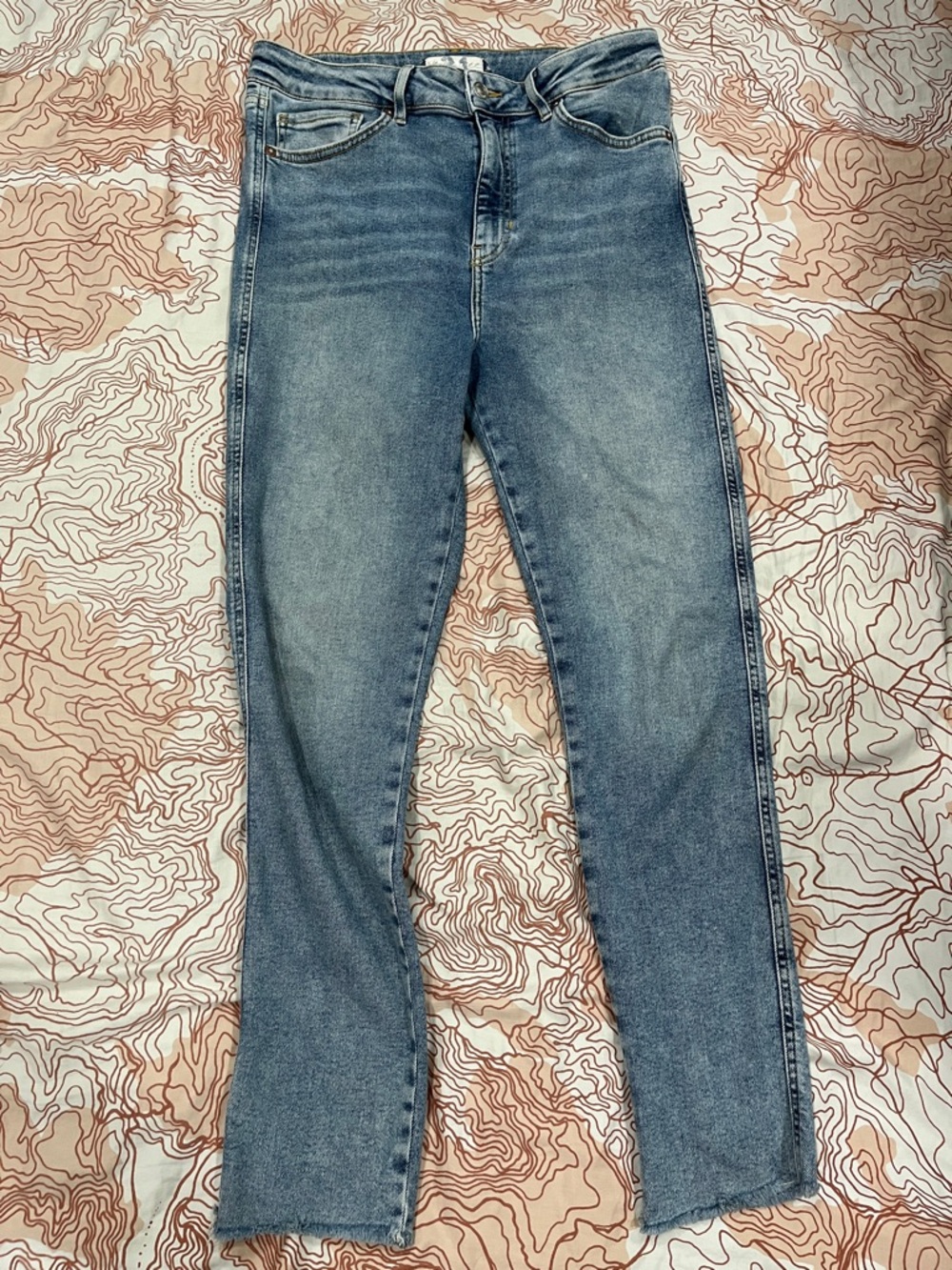 Free People Light Wash High-Rise Skinny Jeans Raw Hem Size 31